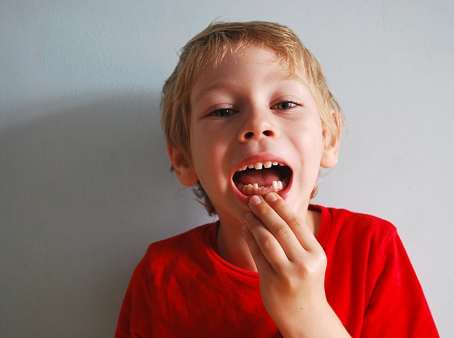 Affordable Dentist, Chandler. Removing Kid’s Milk Teeth